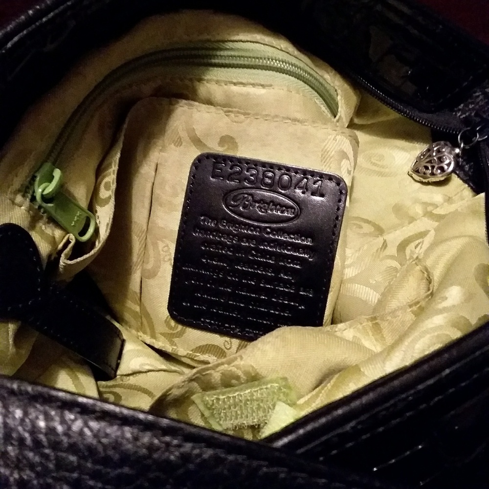Purses - Picture 4 of 8